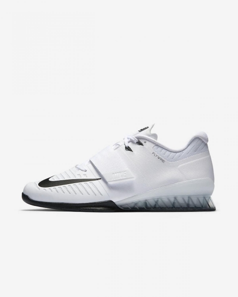 Nike men's romaleos 3 on sale