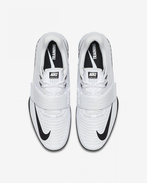 white nike romaleos 3